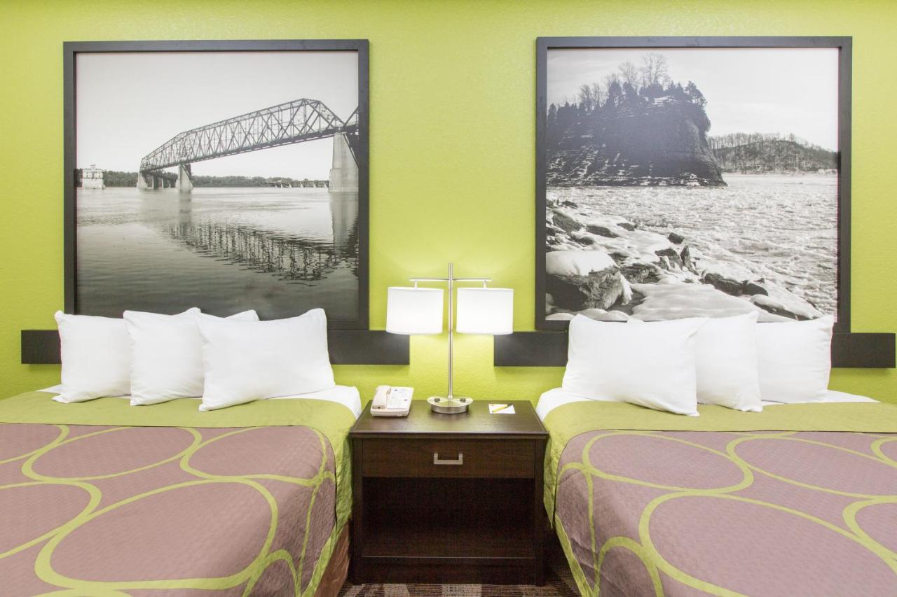 Super 8 By Wyndham Motel 2*