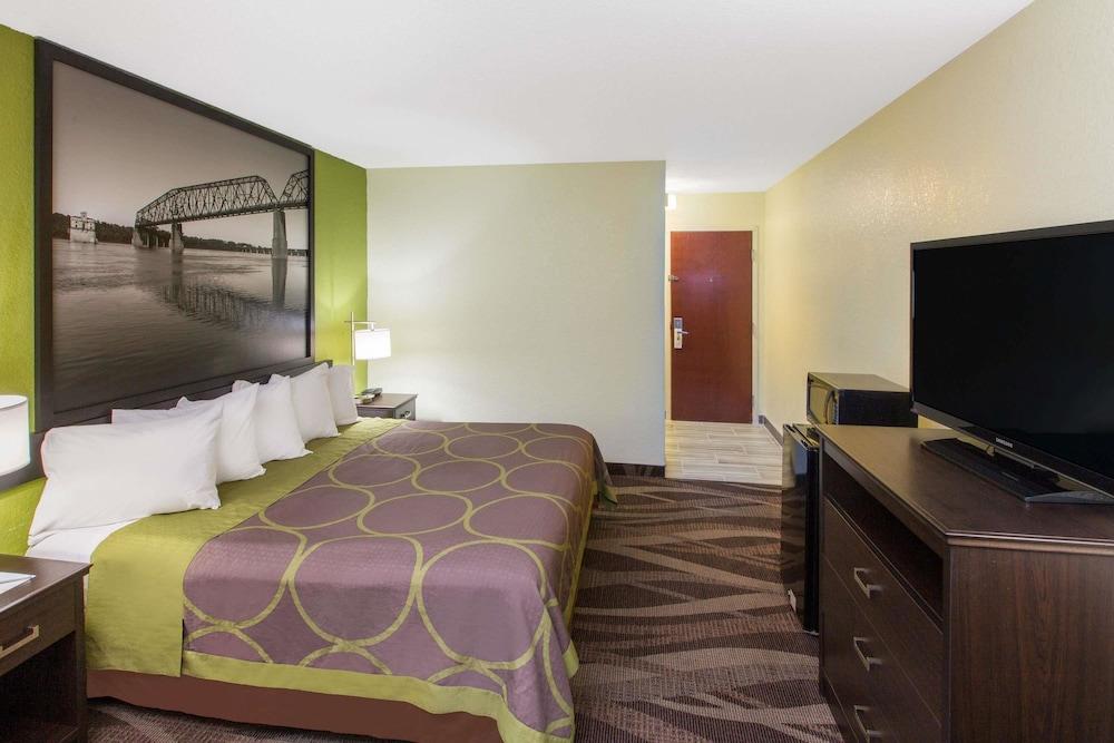 Super 8 By Wyndham 2*