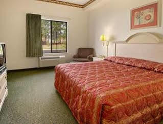 Super 8 By Wyndham Southaven